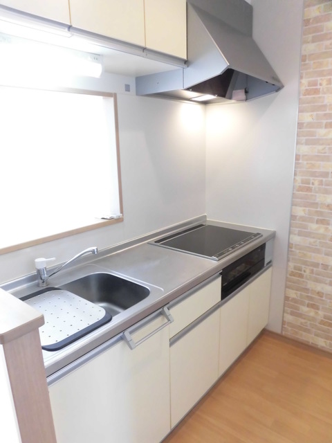 キッチン　他の部屋の写真です。