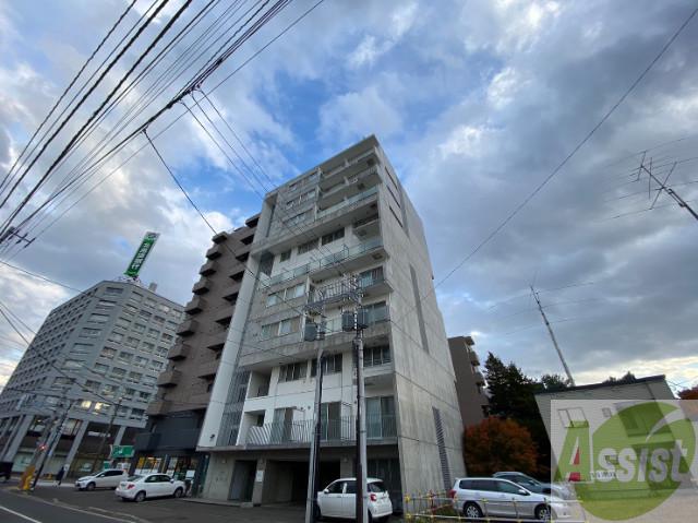 建物外観　札幌市中央区南１４条西「ＣＯＲＢ」