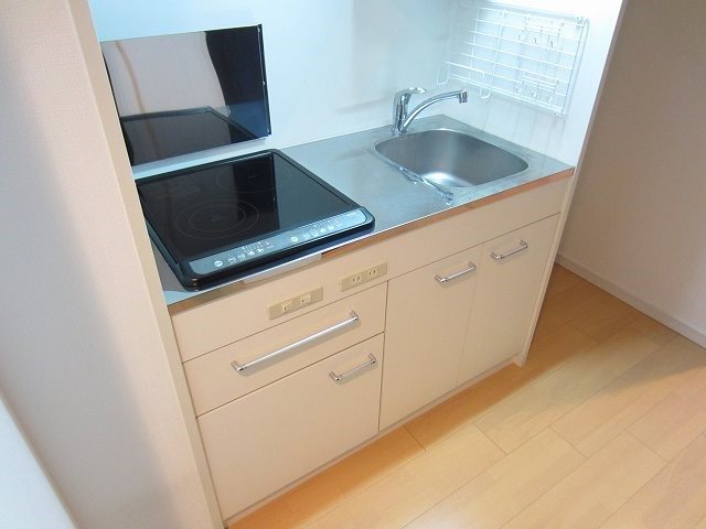 キッチン　ＩＨコンロ付きシステムキッチン