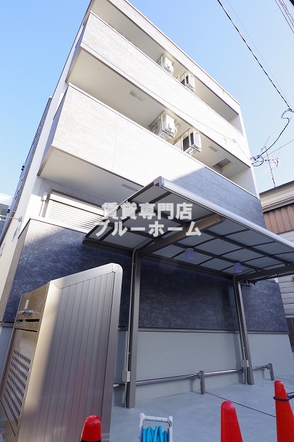 建物外観　３階建てのハウスメーカー施工のハイツです！