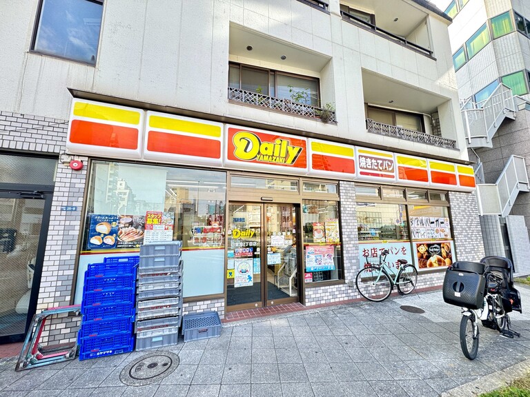 コンビニ　デイリーヤマザキ白金台2丁目店（コンビニ）まで244m