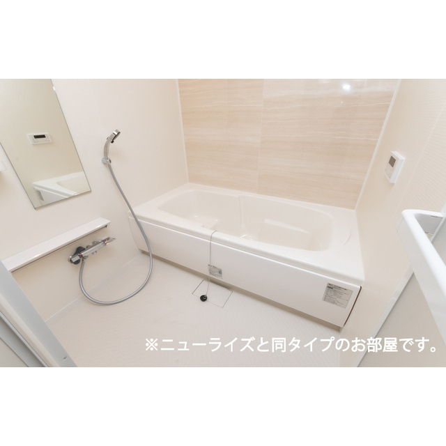 岐阜市 2階建 新築の風呂写真