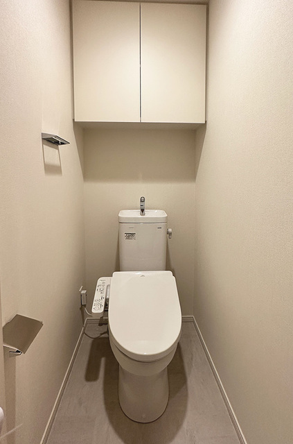 トイレ　※写真は同タイプ住戸です。