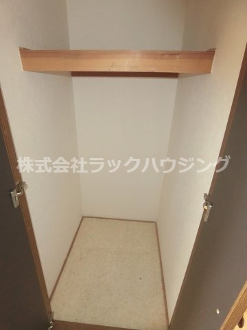 地下鉄長堀鶴見緑地線 横堤駅 徒歩1分 8階建 築29年の内装写真
