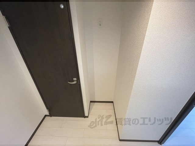 サクシード伏見京橋の居間写真