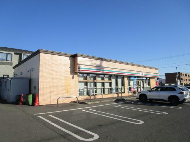 コンビニ　セブンイレブン釧路浪花町店（コンビニ）まで206m