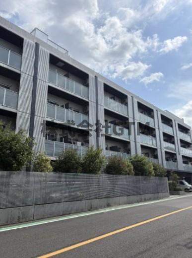 京王線 千歳烏山駅 徒歩5分 築11年