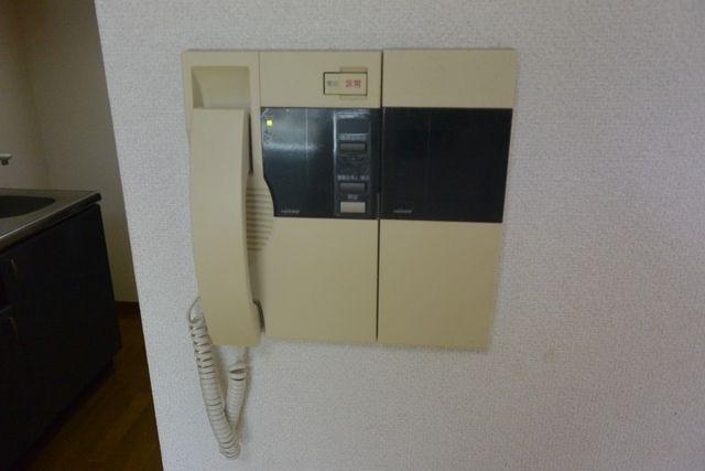 セキュリティ　★インターホン付き★