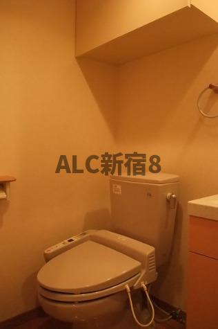 京王井の頭線 新代田駅 徒歩2分 8階建 築23年のトイレ写真