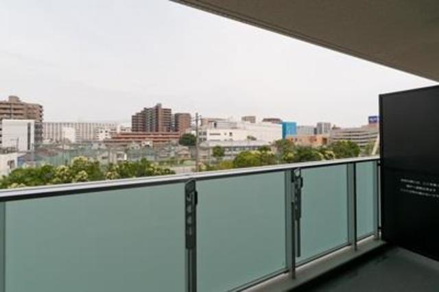 バルコニー　※写真は同タイプ住戸です。