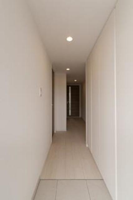 玄関　※写真は同タイプ住戸です。