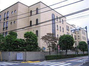 小学校　私立白百合学園小学校（小学校）まで850m
