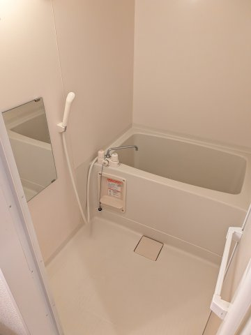 バス・シャワールーム　ゆっくり温まれますよ