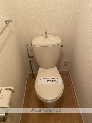ＪＲ東海道本線 辻堂駅 バス乗車時間：6分 最寄りバス停で下車 徒歩3分 2階建 築36年のトイレ写真