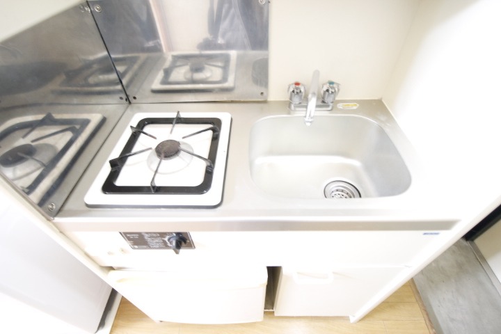 キッチン　※他部屋参考写真
