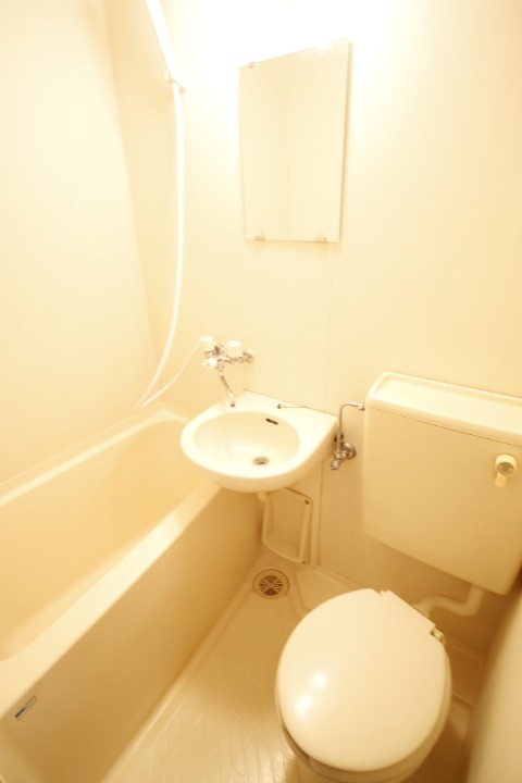 トイレ　※他部屋参考写真