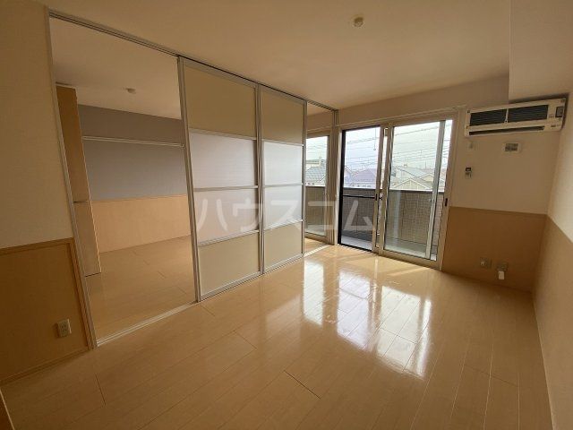 ベルウッド六番館の居間写真