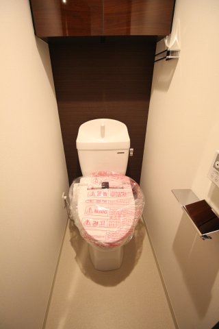 トイレ　レアライズ巣鴨　　豊島区巣鴨5
