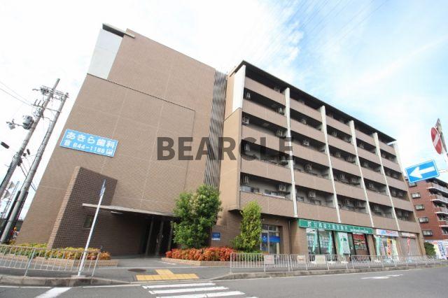 建物外観　落ち着いた雰囲気の外観です