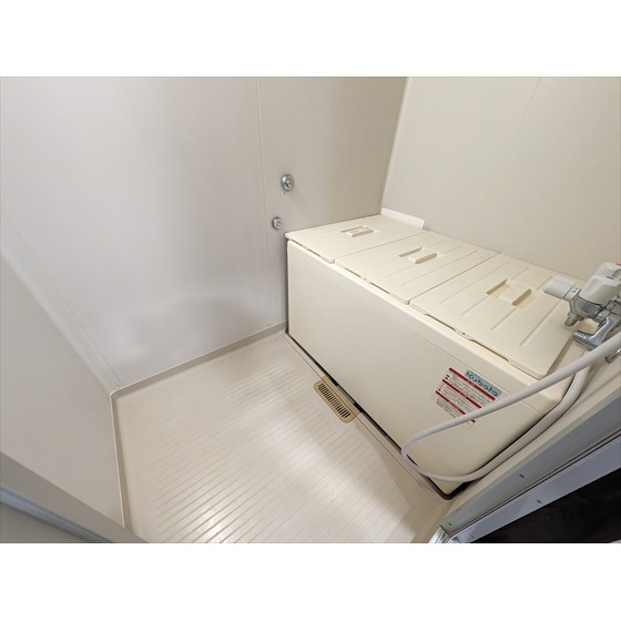 バス・シャワールーム　トイレとお風呂は別です