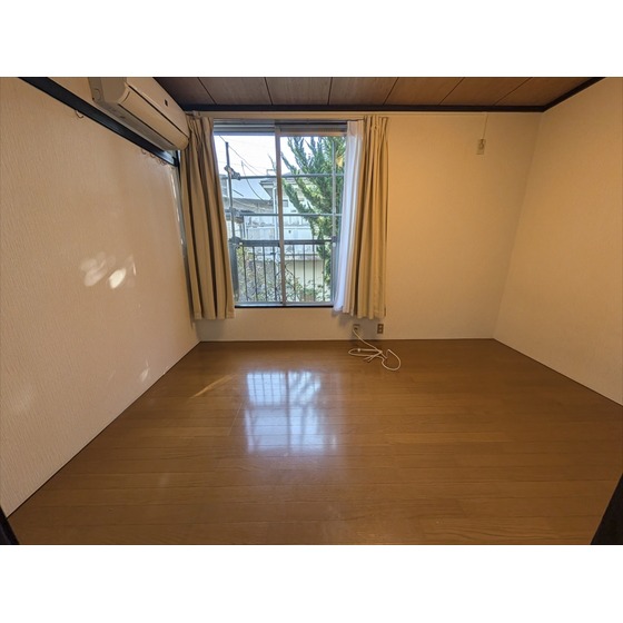 居室・リビング　南向きです！