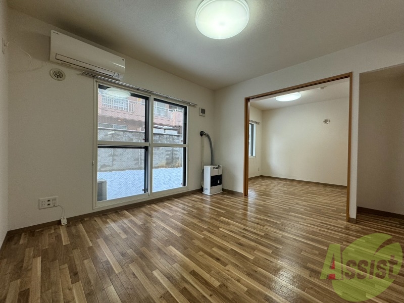 地下鉄南北線 北３４条駅 徒歩8分 4階建 築21年の居間写真
