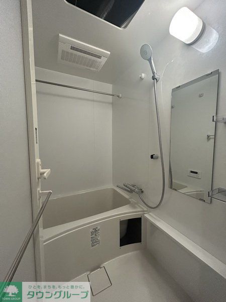 バス・シャワールーム　別階同号室のお写真になります。現況優先です。