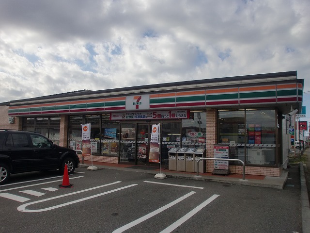 プランタン石沢IIIの周辺写真