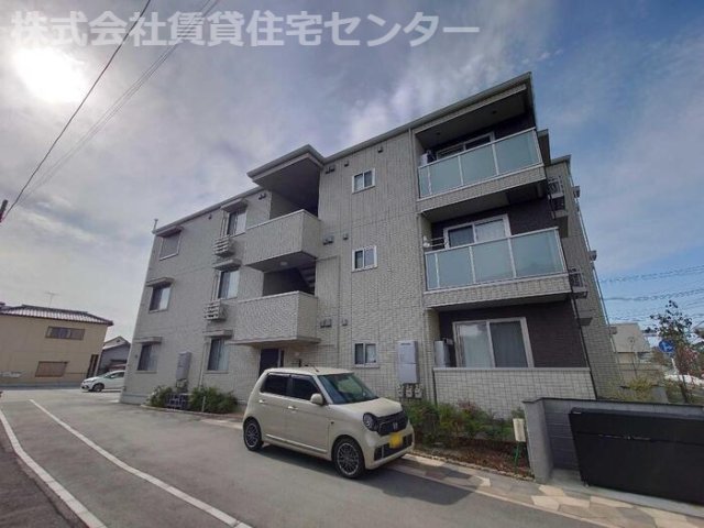 【D-room日前宮前の建物外観】