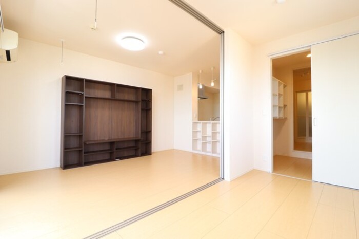 その他部屋・スペース　各部屋にゆとりと独立間を持たせた間取りです。