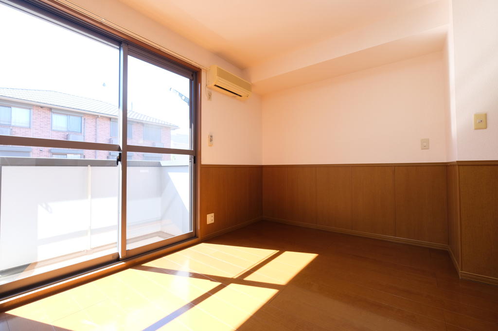 居室・リビング　写真は別室です