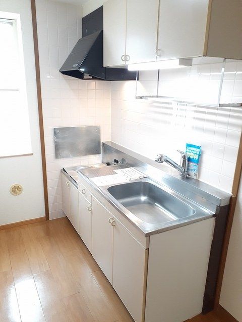 キッチン　お問合せはタウンハウジングまで！※現地待合わせ相談可能