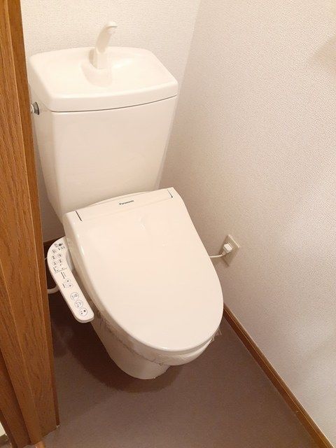 トイレ　お問合せはタウンハウジングまで！※現地待合わせ相談可能
