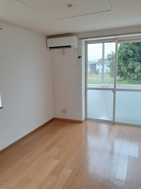 居室・リビング　お問合せはタウンハウジングまで！※現地待合わせ相談可能