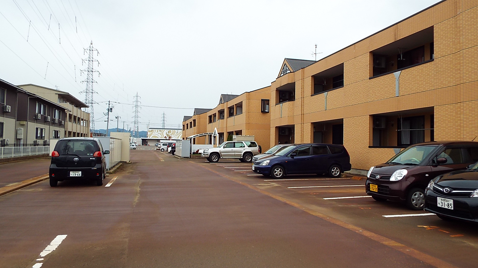 駐車場　消雪完備