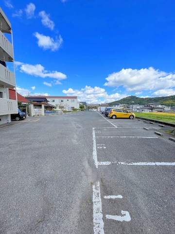 スーパー　藤三熊野店（スーパー）まで1020m
