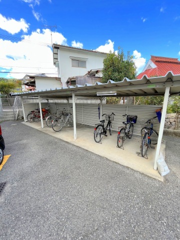 コンビニ　セブンイレブン萩原8丁目店（コンビニ）まで1014m