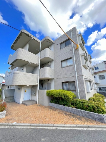 中学校　熊野町立熊野中学校（中学校）まで699m