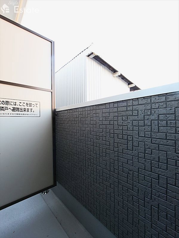 バルコニー　バルコニー