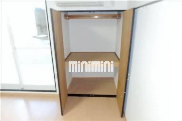 収納　２段の収納なので荷物の片付け場所に困りません。