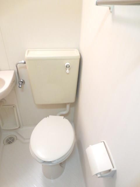 【品川区旗の台のマンションのトイレ】