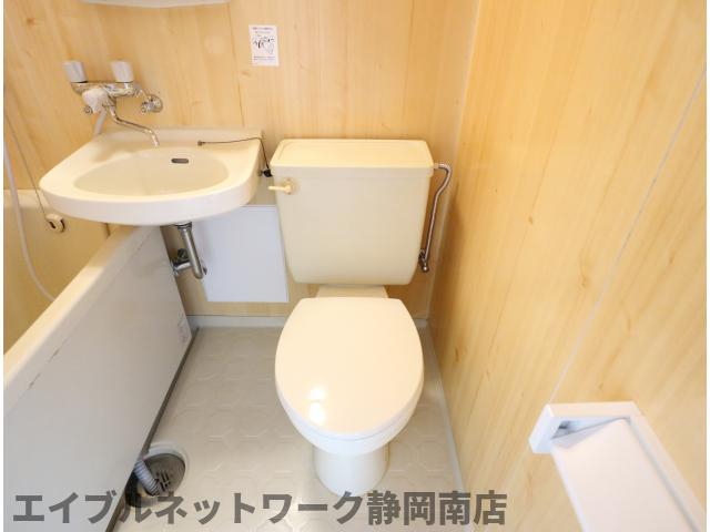 トイレ　トイレです