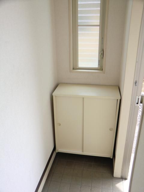 玄関　シューズＢＯＸあり