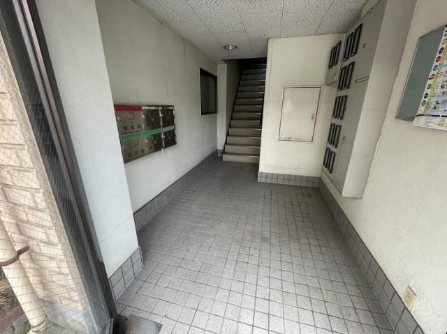 エントランス　エントランス