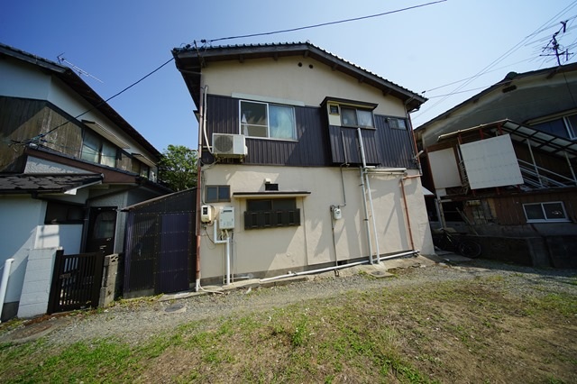 【下関市後田町のアパートの建物外観】