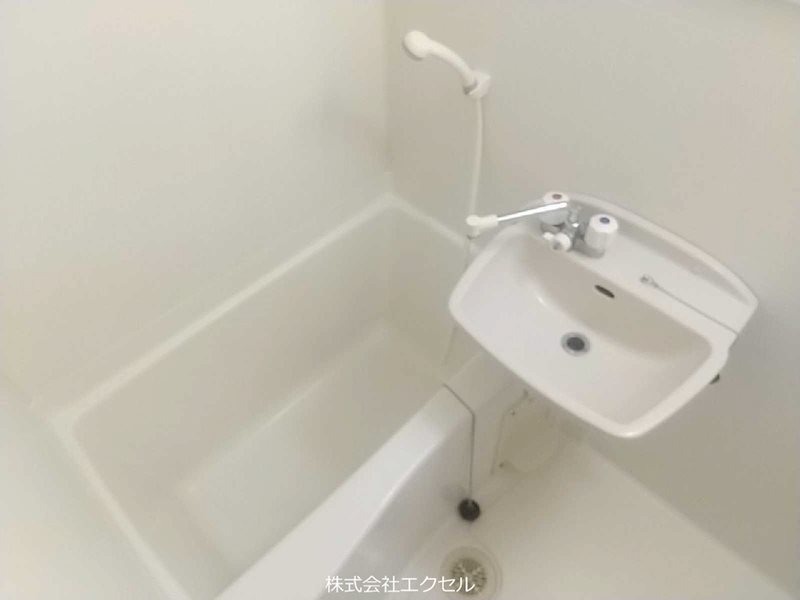 バス・シャワールーム　浴室乾燥機付き
