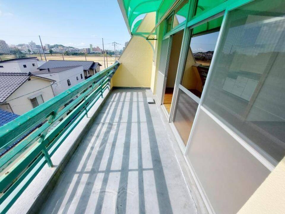 バルコニー　バルコニー