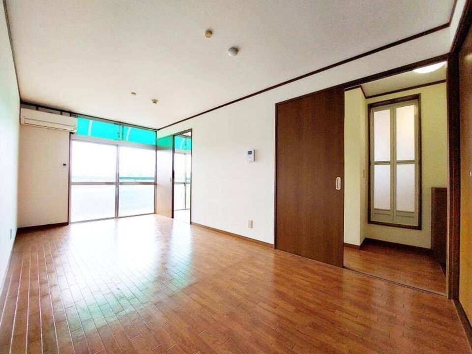 居室・リビング　リビング