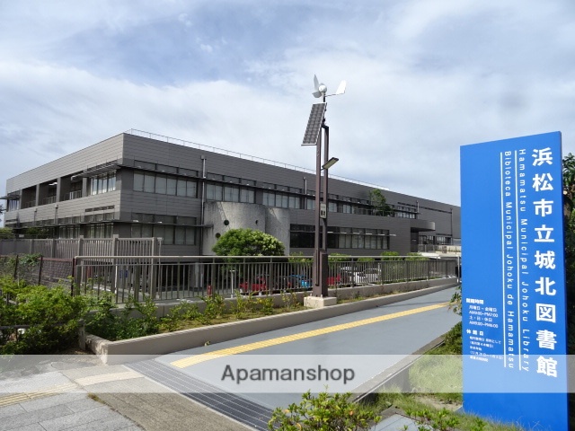 図書館　城北図書館（図書館）まで492m