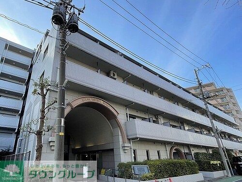 蕨市南町のマンションの建物外観